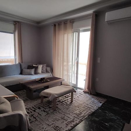 Two Bedroom Apartment In Atene Esterno foto